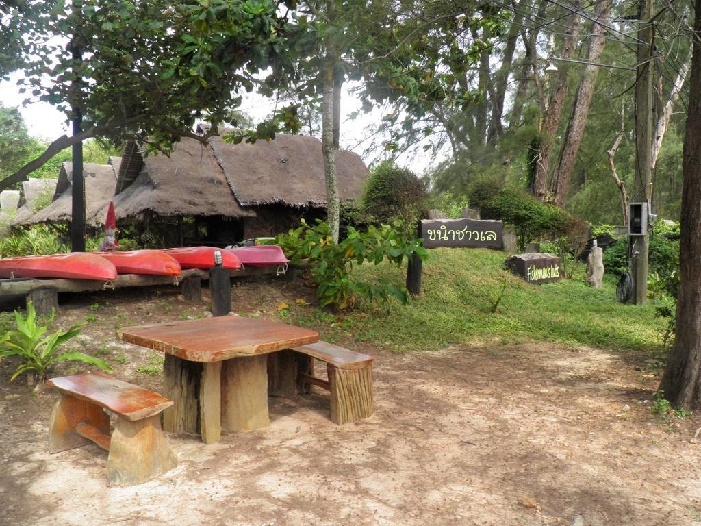 Fisherman'S Hut , ขนำชาวเลโฮมสเตย์ Pak Meng Exterior photo