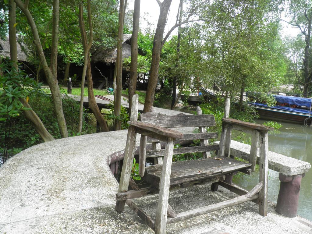 Fisherman'S Hut , ขนำชาวเลโฮมสเตย์ Pak Meng Exterior photo