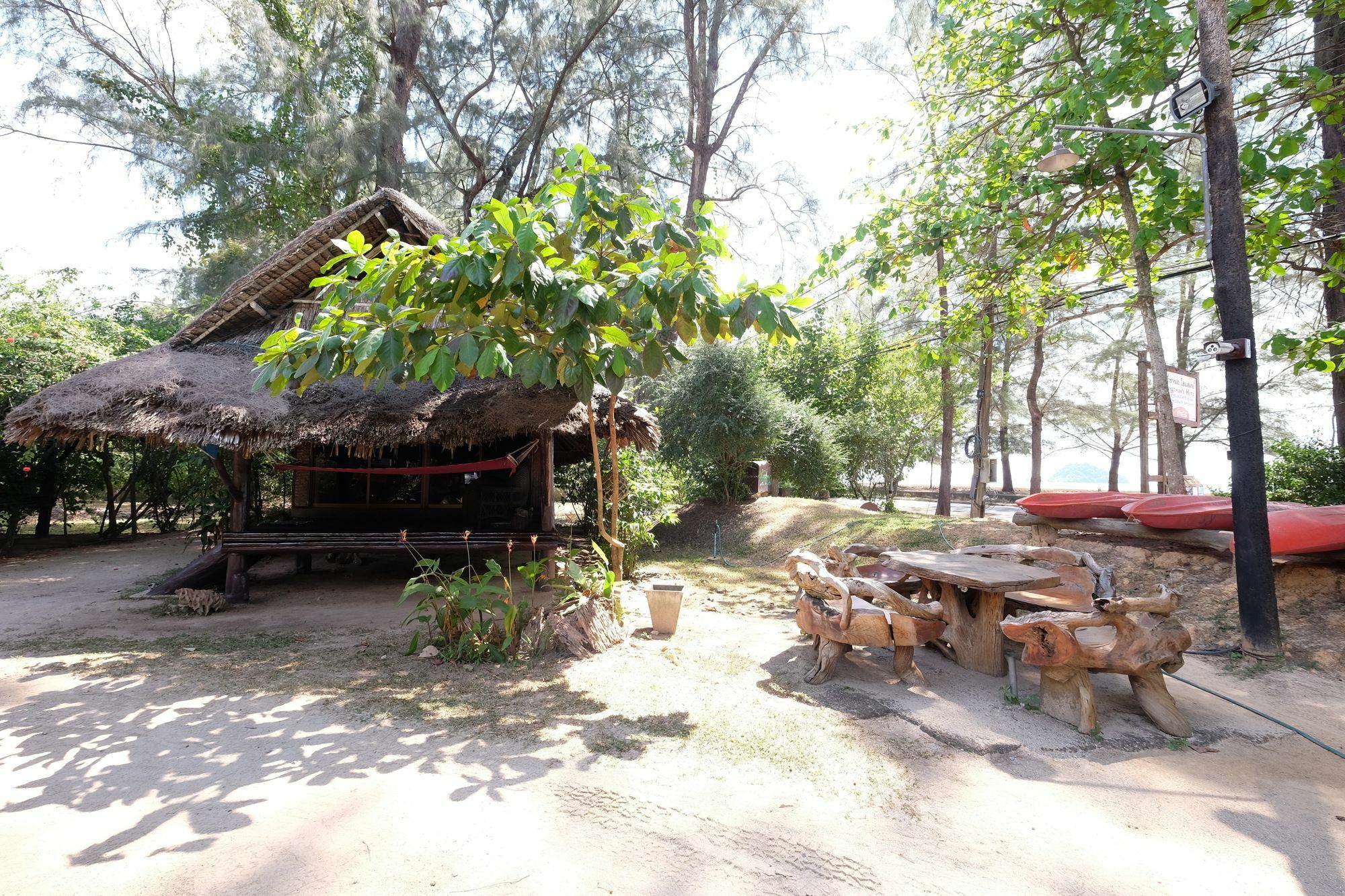 Fisherman'S Hut , ขนำชาวเลโฮมสเตย์ Pak Meng Exterior photo